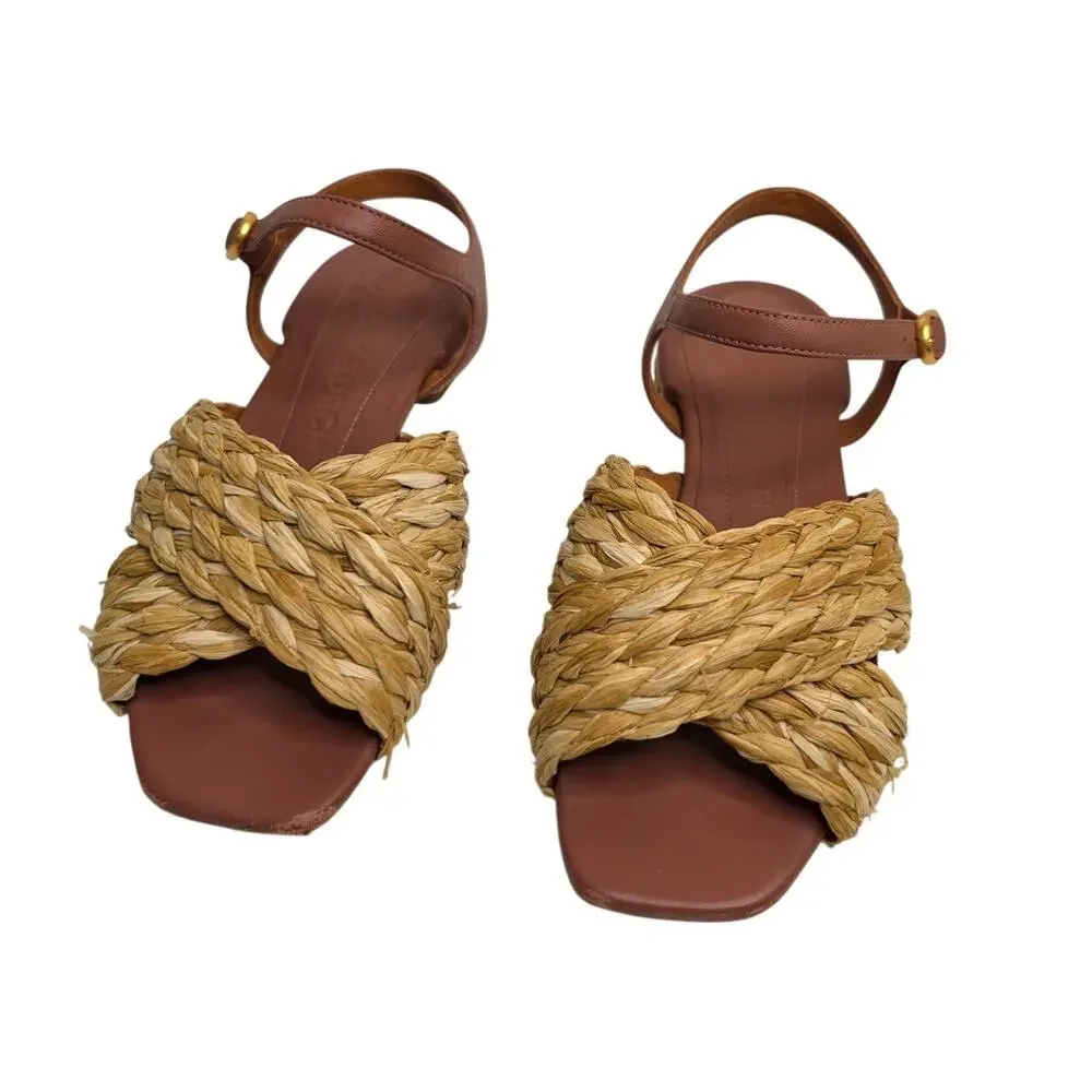 Tory Burch stylish tory